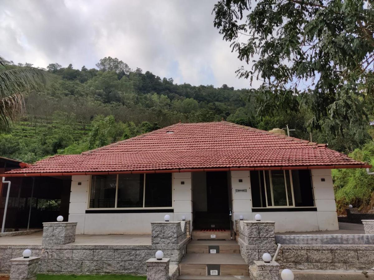 Forest And River Edge Resort Kannur Exteriör bild