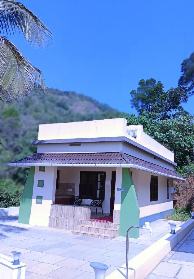 Forest And River Edge Resort Kannur Exteriör bild