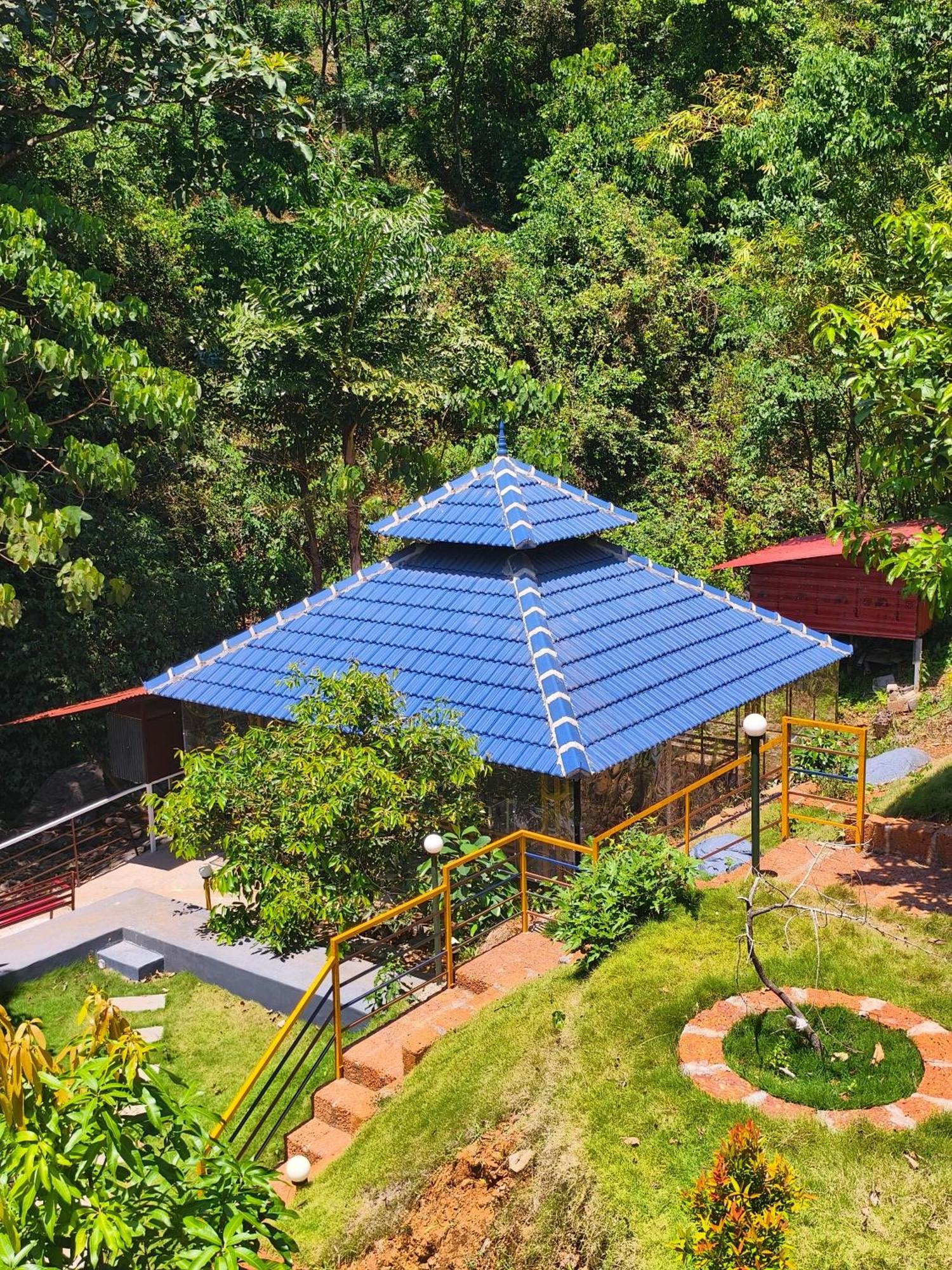 Forest And River Edge Resort Kannur Exteriör bild